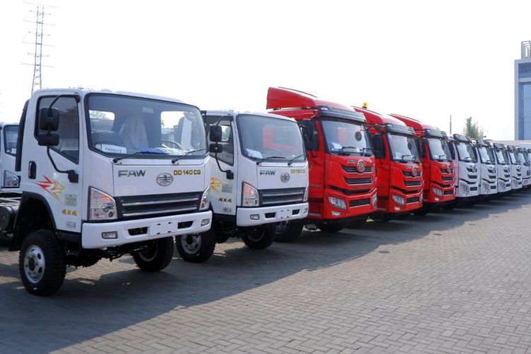 kendaraan bermotor, impor, Kemenperin, Kemenperin Siap Ketatkan Aturan Impor Truk China ke Indonesia
