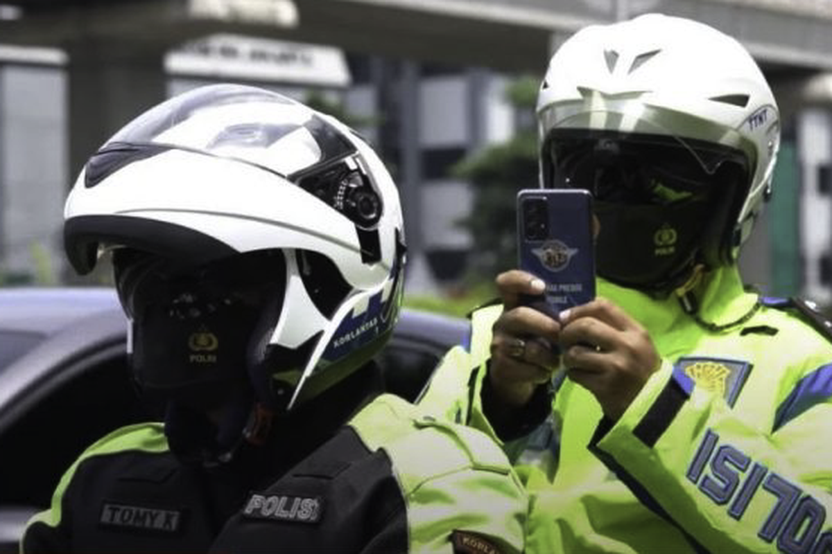 tilang elektronik, ETLE, pejalan kaki, Polda Metro Jaya, Polisi, Pejalan kaki, polisi, Tilang Elektronik, Benarkah Pejalan Kaki Bisa Kena Tilang Elektronik? Ini Aturannya