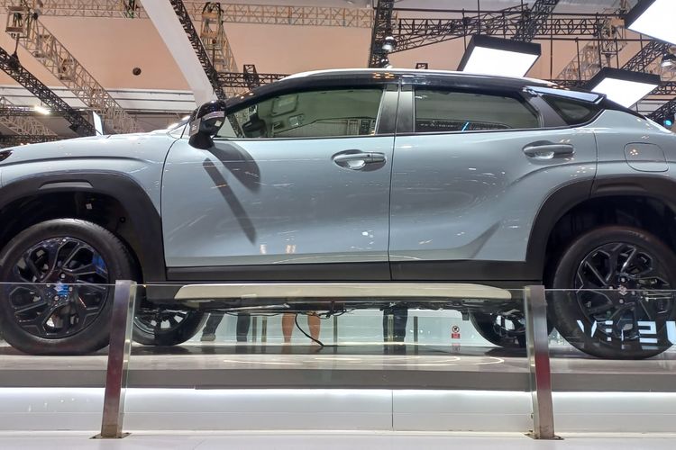 tanjakan curam, kendaraan, Mobil Manual vs Matik di Turunan Curam