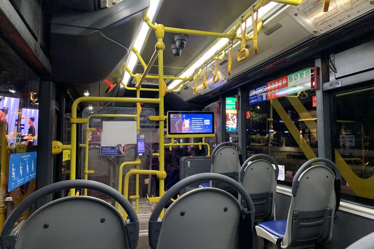 Transjakarta, tarif Transjakarta, Tarif Transjakarta Berpotensi Naik Dua Kali Lipat, Apa Untung Ruginya?