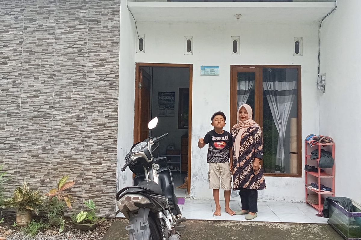 rumah subsidi, Kisah Sopir Bus dan Guru Honorer, dari Numpang ke Tenang berkat Rumah Subsidi, Kisah Eko memperjuangkan rumah subsidi, Memangkas jarak lewat rumah subsidi, Konsumen ekonomi lemah, Peran BTN dalam penyaluran rumah subsidi, Dampak rumah subsidi