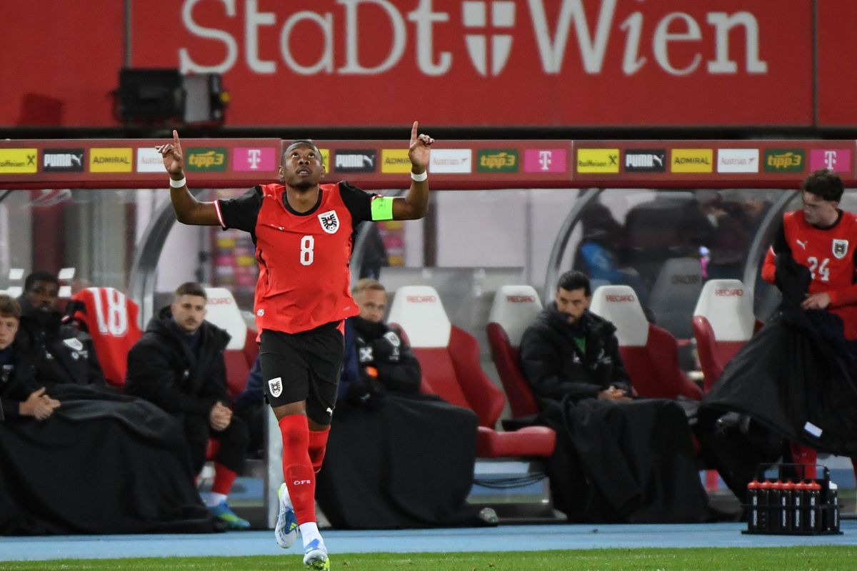 Juventus, Pini Zahavi, David Alaba, Robert Lewandowski, bursa transfer, Tak Hanya Lewandowski, Juventus Ditawarkan Rekrut David Alaba