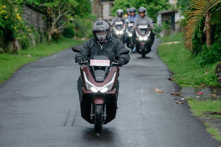 diskon motor, Honda PCX, PCX 160, Honda PCX 160, diskon skutik bongsor, Diskon Honda PCX 160 September 2025 Tembus Rp 1 Jutaan