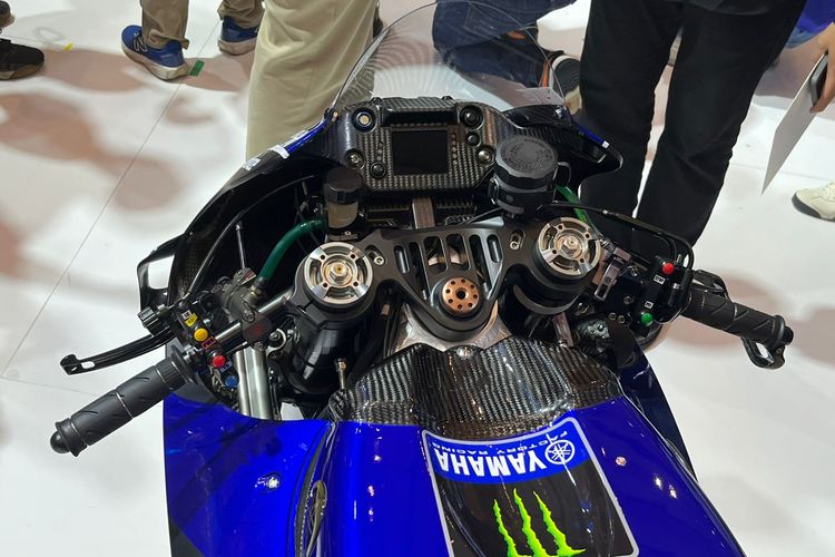 Takahiro Sumi, Beralih ke Mesin V4: Penjelasan Mengapa Yamaha Akhiri Era Inline-4