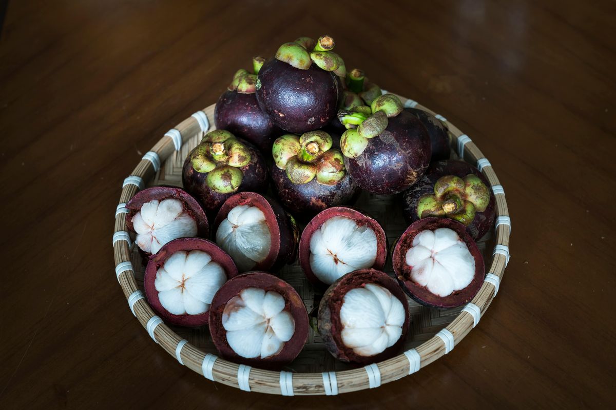 tasteatlas, buah manggis, buah manggis kalahkan durian musang king, buah terenak di asia tenggara 2025, Bukan Durian Musang King, Manggis Indonesia jadi Buah Terenak di Asia Tenggara