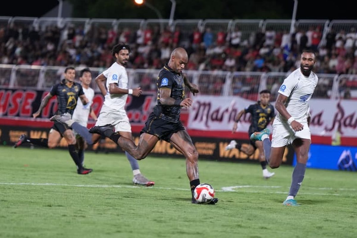 Stadion Kanjuruhan, Arema FC vs Malut United, Pelatih Malut United, Hendri Susilo, Super League, Link Live Streaming Arema FC Vs Malut United di Super League 2025-2026