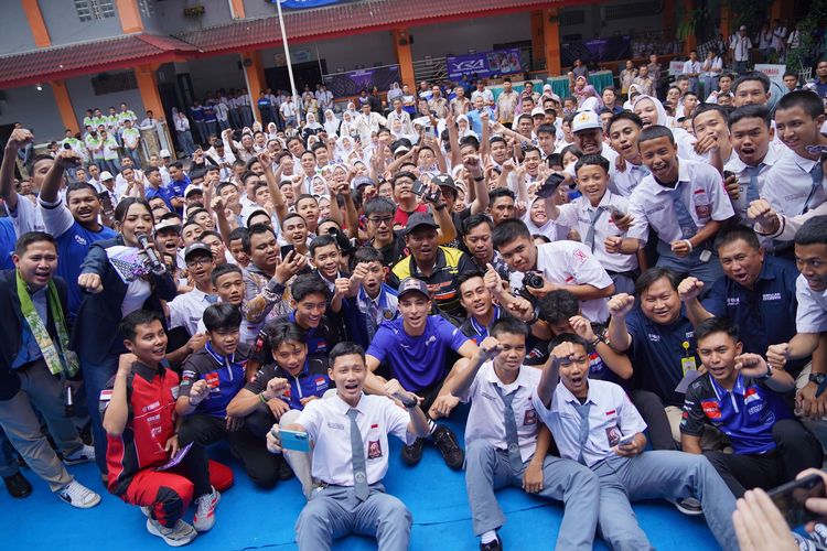 Yamaha MotoGP, Pramac Yamaha, YIMM, Toprak Razgatlioglu Hadir di Jakarta, Bawa Atmosfer MotoGP ke Sekolah