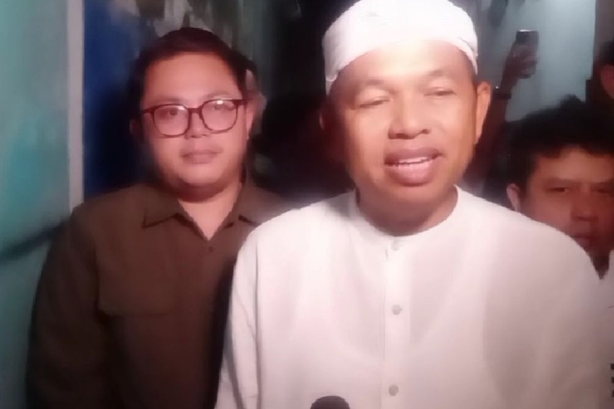 Jawa Barat, Dedi Mulyadi, Maula Akbar, Garut, Putri Karlina, Pernikahan Anak Dedi Mulyadi, jawa barat, maula akbar, Pernikahan anak Dedi Mulyadi, anak dedi mulyadi, 3 Orang Tewas di Pernikahan Anaknya, Dedi Mulyadi Siap Biayai Anak Korban hingga Kuliah, Kronologi Tragedi di Pernikahan Anak Dedi Mulyadi, Dedi Mulyadi Siap Bertanggung Jawab Penuh, Daftar Korban Luka-luka, Siapa Maula Akbar dan Putri Karlina?