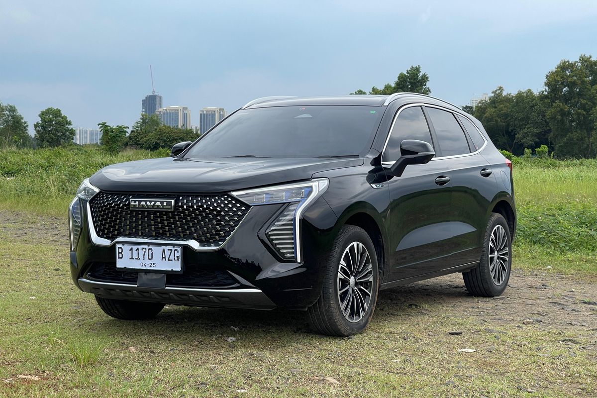 Haval Jolion Ultra HEV, SUV hybrid, konsumsi bahan bakar, SUV Hybrid, ADAS Intelligent Drive, Ulasan Lengkap GWM Haval Jolion Ultra HEV, Desain Eksterior, Desain Interior, Fitur Unggulan, Performa Mesin, Konsumsi BBM, Kenyamanan Berkendara, Biaya Perawatan, Pajak Tahunan, Simulasi Kredit, Biaya Kepemilikan, Kesimpulan