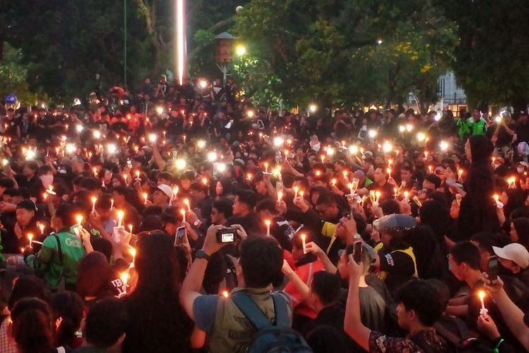 Propam Polri, brimob lindas ojol, rantis brimob lindas ojol, ojol dilindas brimob, ojol dilindas rantis, 7 Anggota Brimob yang Lindas Ojol hingga Tewas Kena Sanksi Penahanan Khusus 20 Hari, Identitas Anggota Brimob yang Lindas Ojol, Pengakuan Sopir Rantis Brimob yang Lindas Ojol, Affan, Ojol yang Jadi Korban Saat Antarkan Pesanan, Kapolri Sampaikan Permintaan Maaf, Desakan Publik untuk Keadilan Affan