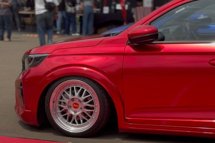 mobil kontes, Jakarta Selatan, modifikasi mobil, Honda WR-V, jakarta selatan, Modifikasi Honda WR-V 2023: Dari Harian Jadi Mobil Kontes Stand Static