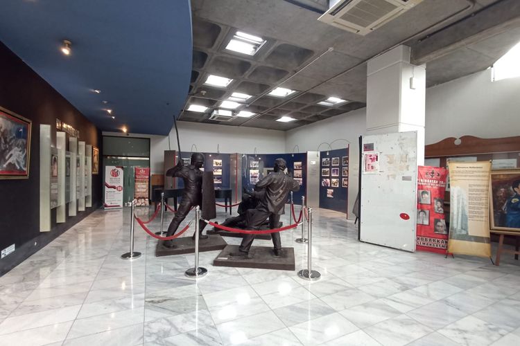 Museum Tragedi 12 Mei 1998, Museum Gratis di Jakarta, museum tragedi 12 mei 1998 universitas trisakti, di mana Museum Tragedi 12 Mei 1998, Museum Tragedi 12 Mei 1998 ada apa saja, museum tragedi trisakti, 3 Tips Berkunjung ke Museum Tragedi 12 Mei 1998, Datang ke Spot Ini