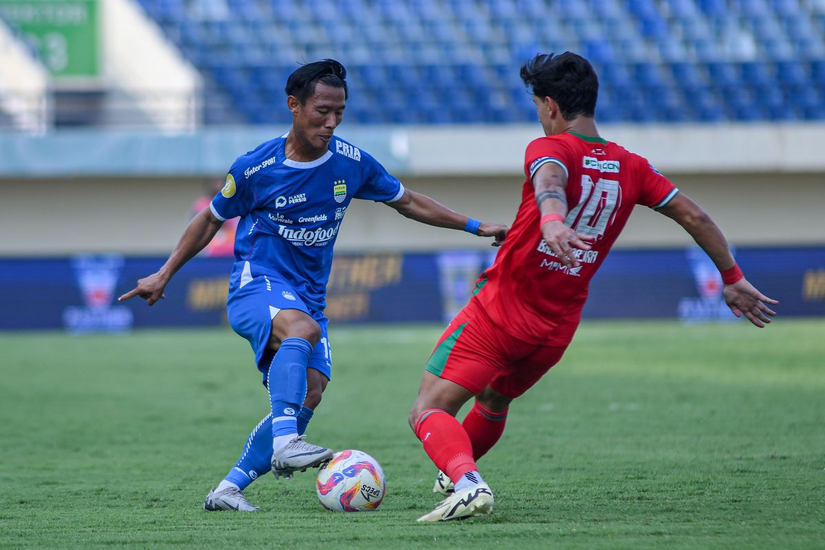 Persib, Persib Bandung, Persik Kediri, Henhen Herdiana, Super League, Adhitia Putra Herawan, Eliano Reijnders, Frans Putros, Super League 2025-2026, Bojan Hodak, Efek Eliano Reijnders ke Persib, Henhen Herdiana Gabung Persik Kediri