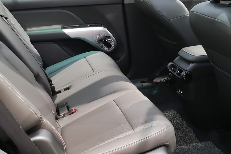 Mobil listrik, VinFast, VinFast VF MPV 7 Tidak Punya Cluster Meter, Ini Alasannya