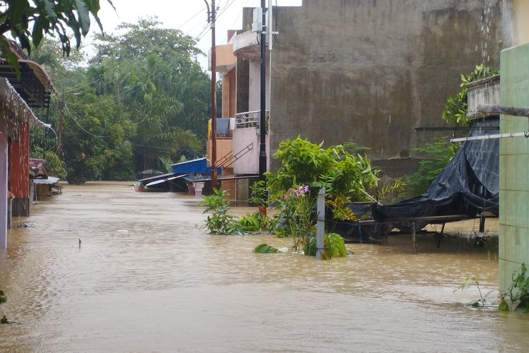 bengkel, mobil, banjir, banjir sumatera, Mobil Terendam Banjir Sumatera, Ini Kerusakan yang Perlu Diwaspadai