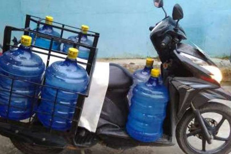 beban berat, ban motor, muatan barang, Fenomena Ban Motor Bisa Mengotak, Apa Penyebabnya?