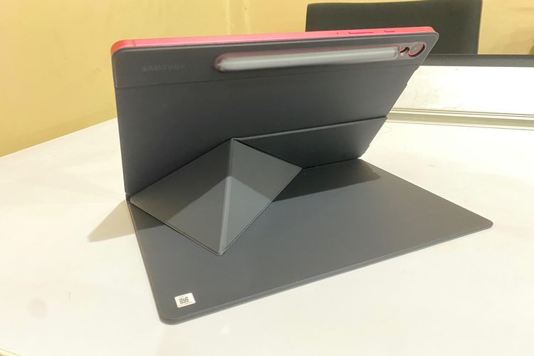 tablet, galaxy tab, Samsung, Galaxy Tab S10 Lite, Unboxing &amp; Hands-on Samsung Galaxy Tab S10 Lite, Andal untuk Hiburan dan Bekerja, Isi kotak Galaxy Tab S10 Lite, Kokoh dan nyaman, Spesifikasi Galaxy Tab S10 Lite, Pengalaman penggunaan, Kesimpulan