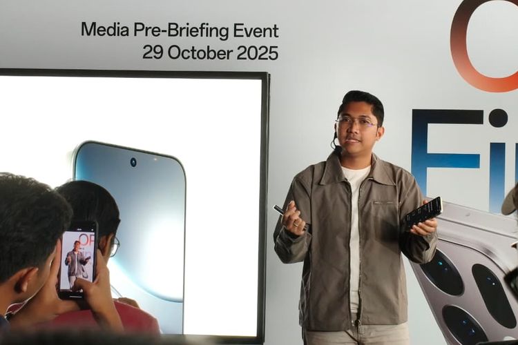 Oppo, Oppo Find X9, Oppo Find X9 Pro, Spesifikasi Oppo Find X9 Pro, oppo find x9 series, spesifikasi oppo find x9, harga oppo find x9, harga oppo find x9 pro, Melihat Oppo Find X9 dan X9 Pro Dari Dekat, HP Flagship yang Segera Rilis di Indonesia, Beda di posisi LED flash, Spesifikasi Oppo Find X9, Spesifikasi Oppo Find X9 Pro, Kapan Oppo Find X9 Series rilis di Indonesia?