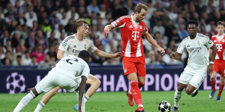 Vincent Kompany, UEFA Champions League, Bayern, Manuel Neuer, Sanjung Aksi Manuel Neuer, Vincent Kompany: Dia Membuatnya Terlihat Mudah