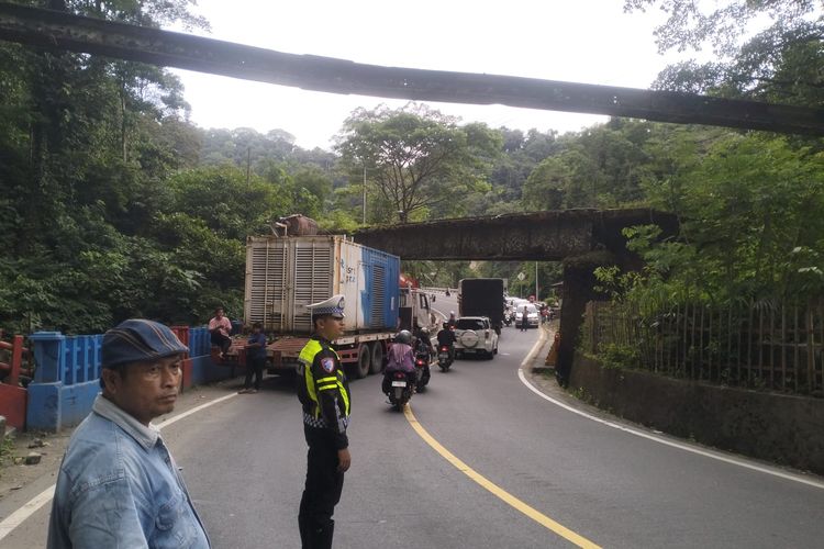 truk ODOL, Truk ODOL, Penertiban truk ODOL, Truk ODOL DItertibkan, Truk ODOL Bisa Bikin Biaya Operasional Logistik Bengkak
