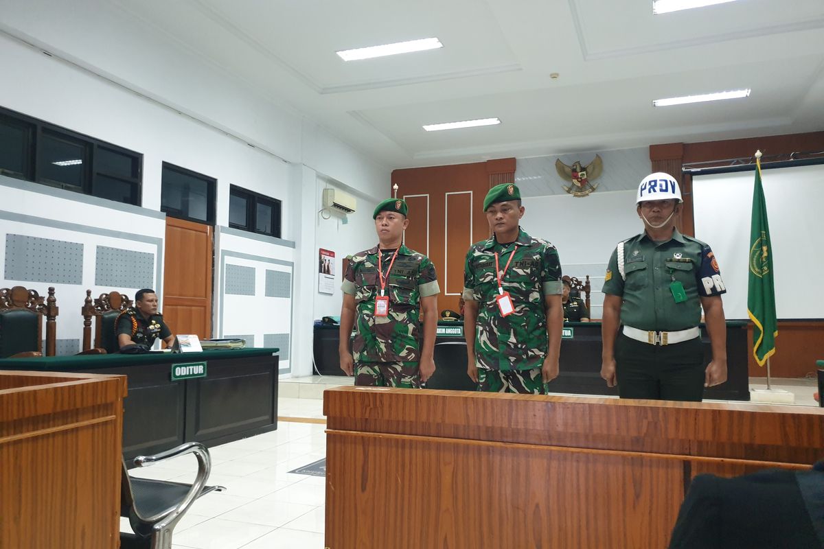 Prajurit TNI AD, kodim 0204 deli serdang, serka darmen hutabarat, serda hendra fransisco manalu, tni tembak mati pelajar, pengadilan militer i-02 medan, 2 Prajurit TNI Penembak Mati Pelajar Divonis Lebih Ringan dari Pelaku Sipil, Picu Amarah Keluarga Korban