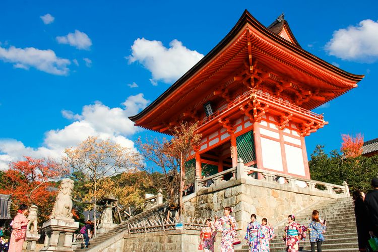 kota terindah di dunia, 10 Kota Terindah Dunia dengan Sejarah dan Arsitektur Ikonis, 1. Paris, Prancis, 2. Venesia, Italia, 3. Kyoto, Jepang, 4. Praha, Republik Ceko, 5. Cape Town, Afrika Selatan, 6. Rio de Janeiro, Brasil, 8. Dubrovnik, Kroasia, 9. Barcelona, Spanyol