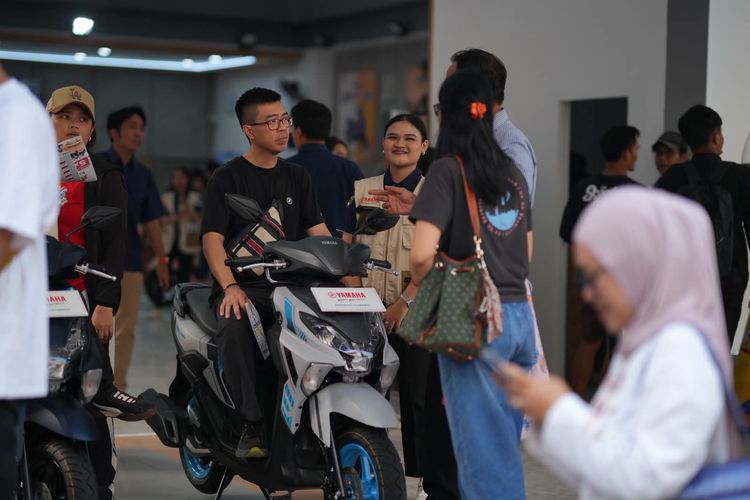 Yamaha, Jakarta Fair, Grand Filano, Yamaha Banjir Promo di Jakarta Fair 2026, Ada Lelang Grand Filano