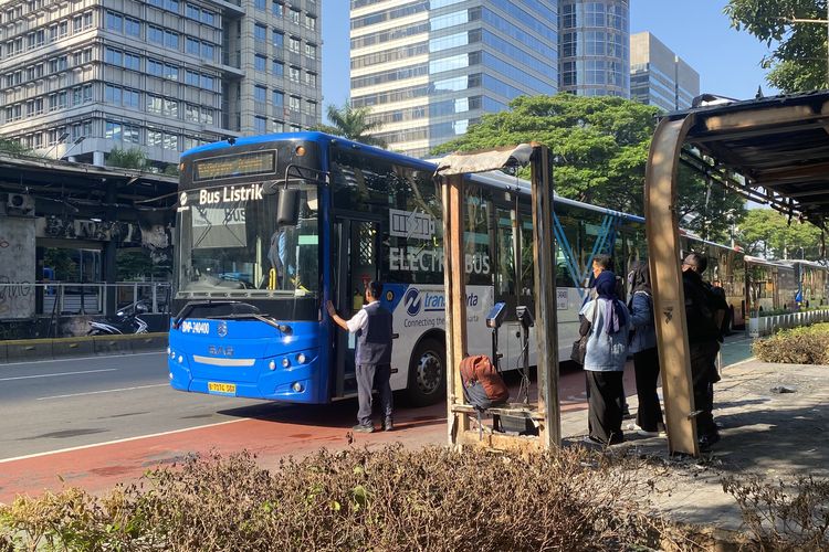 naik MRT Rp 1, Naik Transjakarta Rp 1, naik lrt rp 1, promo rp 1, naik tj bayar Rp 1, Hari Ini Naik MRT, LRT dan Transjakarta Cuma Bayar Rp 1, Bisa Kemana Saja?