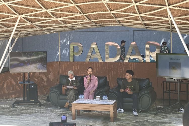 cara berinteraksi dengan kura-kura di kebun binatang, kenapa tempurung kura kura tidak boleh ditekan, Apakah tempurung kura-kura merasakan sakit, tips menyentuh kura-kura, cara berinteraksi dengan satwa di kebun binatang, Jangan Asal Pegang Tempurung Kura-kura di Kebun Binatang, Bisa Picu Stres pada Hewan
