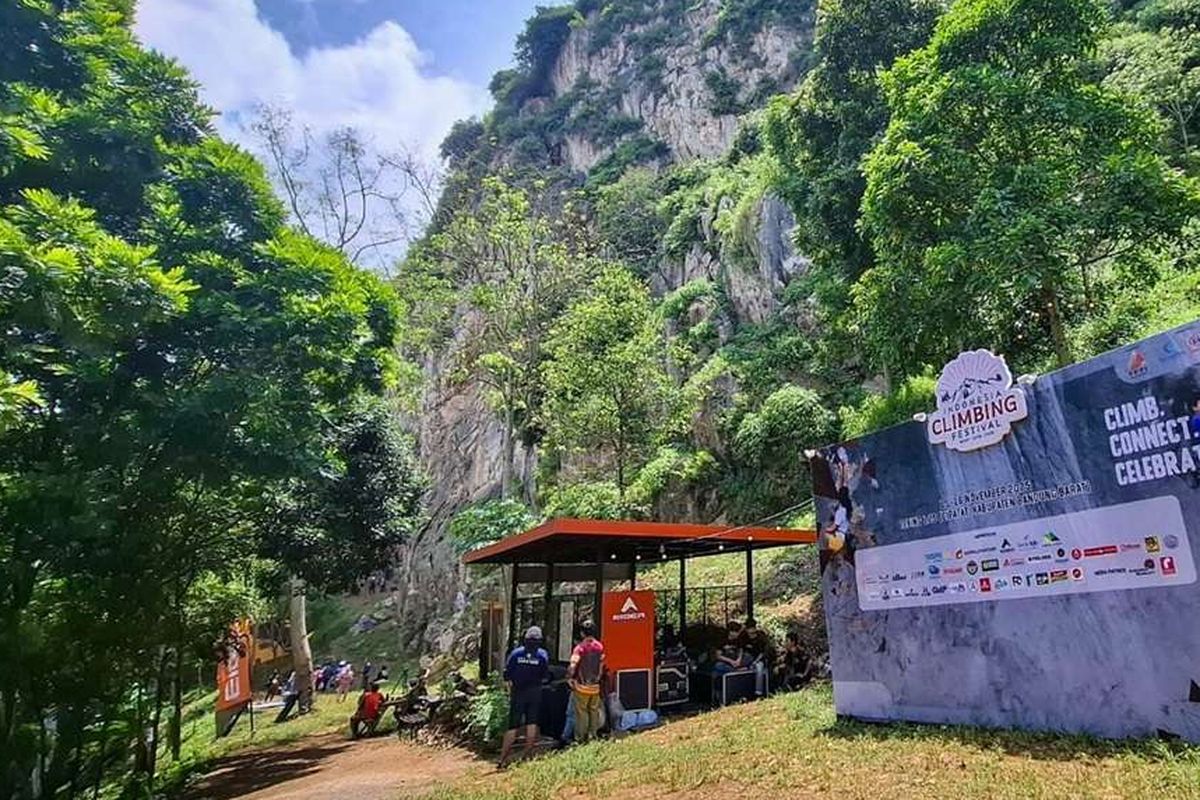 Bandung, karst Citatah, Karst Citatah Jadi Lokasi Syuting Film Baru Lisa BLACKPINK