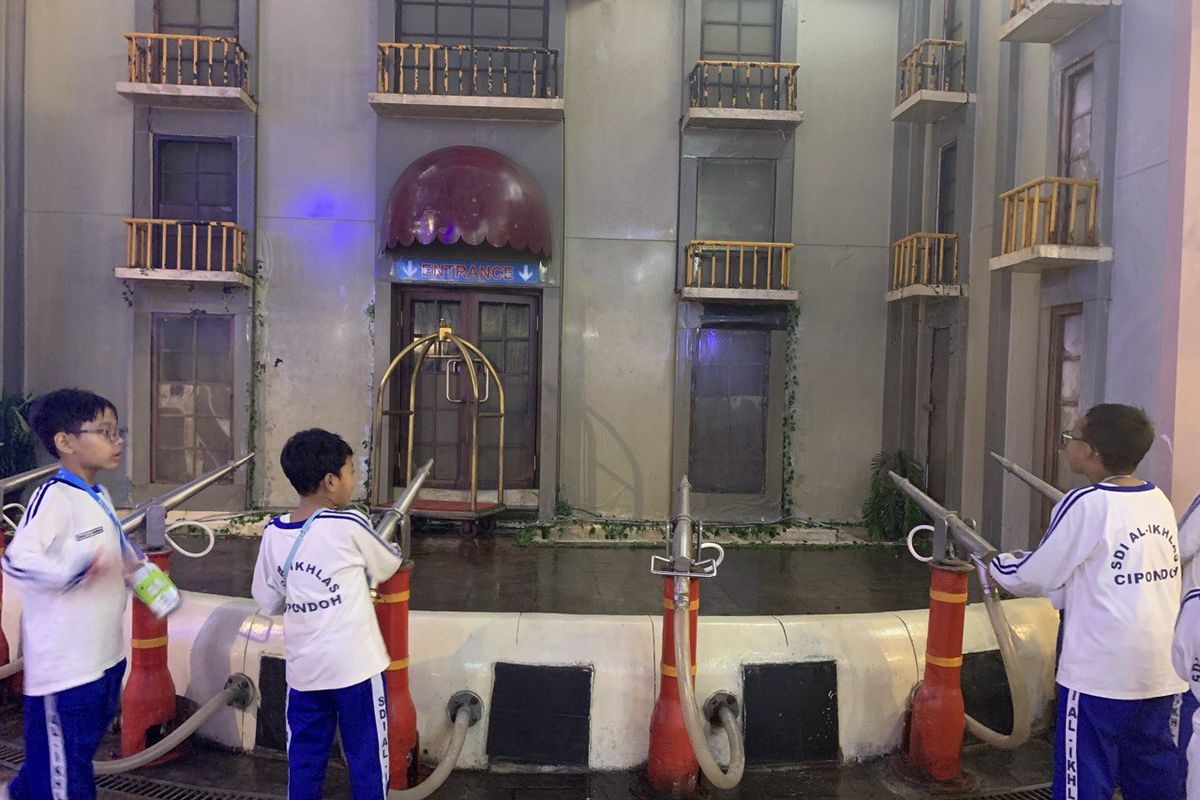 wisata indoor, tempat wisata musim hujan, wisata indoor Jakarta, wisata indoor Jogja, 11 Tempat Wisata yang Cocok Dikunjungi saat Musim Hujan, Ini Lokasinya!