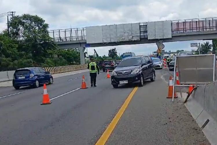 contraflow, one way, Korlantas Polri, rekayasa lalu lintas, Rekayasa Lalin saat Mudik Lebaran Andalkan Radar dan Traffic Counting
