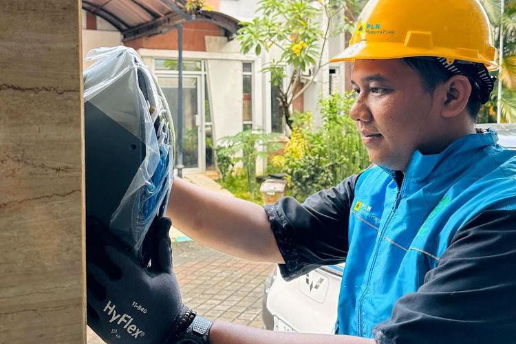 otomotif, mobil listrik, kendaraan listrik, PT PLN (Persero), Home Charging, Charge Mobil Listrik di Rumah, Ini Daya Listrik Minimalnya