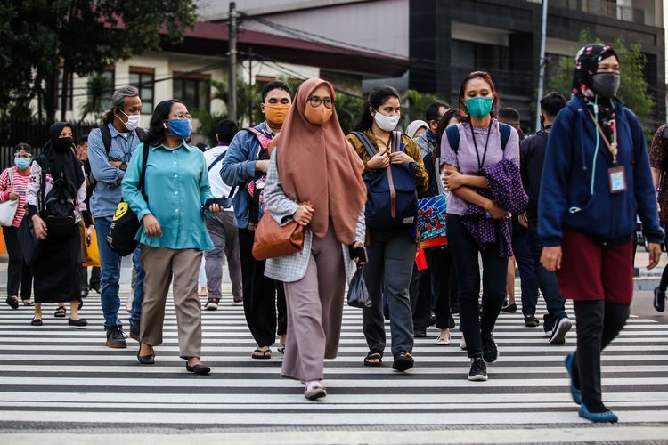 gaji DPR, UMR Jakarta, gaji dpr Rp 3 juta per hari, tunjangan rumah anggota dpr, gaji dpr 2025, Bukan Rp 100 Juta, Penghasilan Anggota DPR Tembus Rp 230 Juta Sebulan