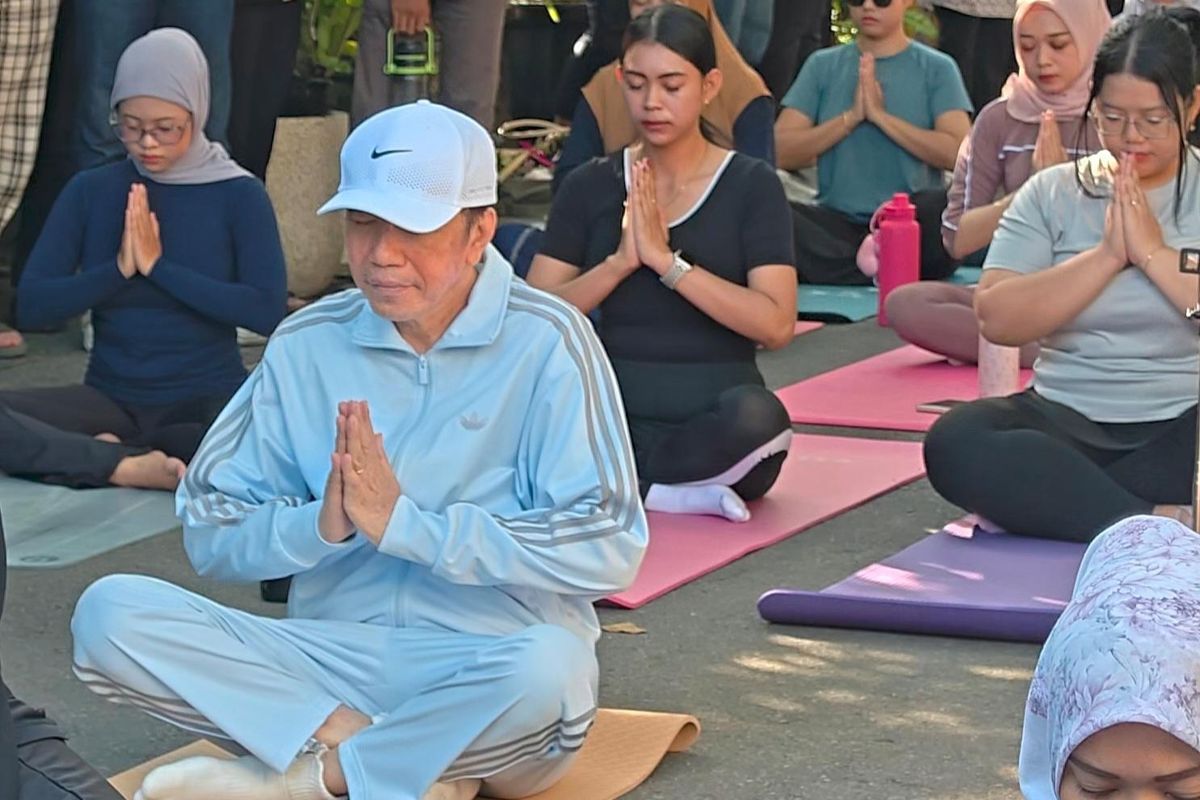 Jokowi Yoga Singkat di Solo, Ini 3 Manfaatnya bagi Mental