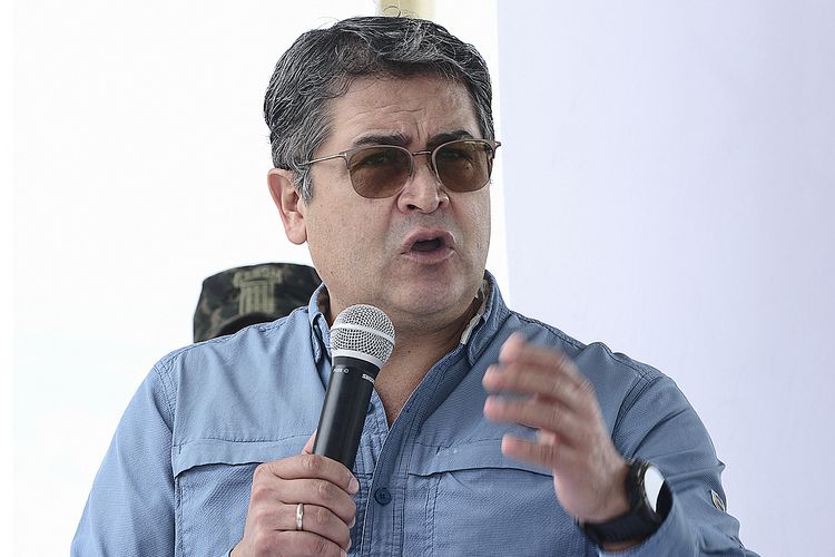 Nicolas Maduro, Tak Hanya Maduro, Ini 6 Pemimpin Negara Lain yang Ditangkap AS, 1. Nicolas Maduro - Venezuela (2026), 2. Juan Orlando Hernández - Honduras (2022), 3. Jean-Bertrand Aristide - Haiti (2024), 4. Saddam Husein - Irak (2003), 5. Manuel Noriega - Panama (1990), 6. Emilio Aguinaldo - Filipina (1901)