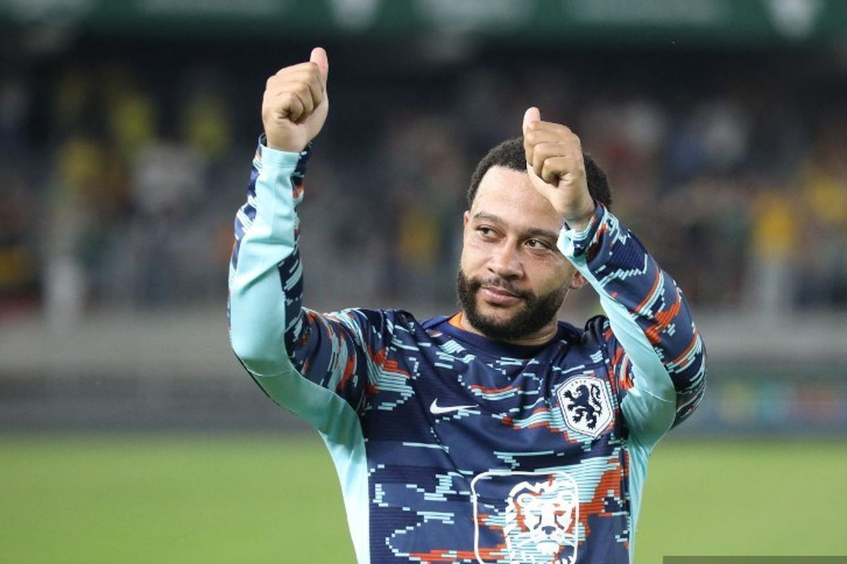 Patrick Kluivert, Memphis Depay, Timnas Belanda, lituania, kualifikasi piala dunia 2026, lituania vs belanda, Lituania Vs Belanda 2-3: Depay Pecahkan Rekor, Sebut Nama Kluivert