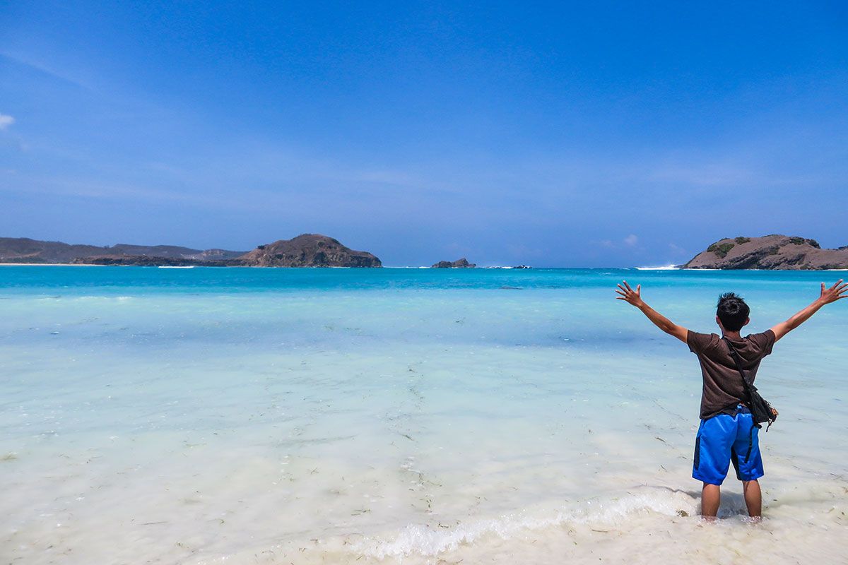MotoGP Mandalika, tempat wisata dekat sirkuit mandalika, wisata dekat sirkuit mandalika, MotoGP Mandalika 2025, Wisata Dekat Sirkuit Mandalika, Mampir Usai Nonton MotoGP Mandalika 2025