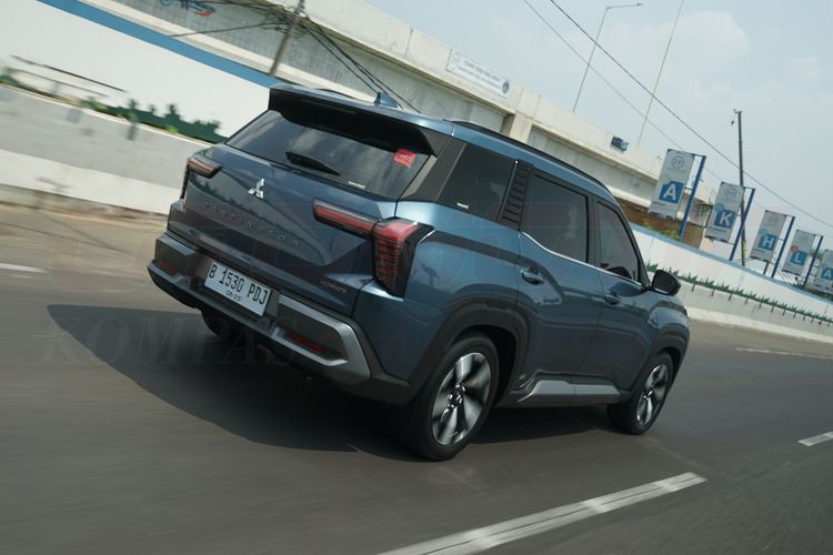 Mitsubishi Destinator, gaji minimal, Gaji Minimal, Gaji minimal, cicilan mobil, SUV keluarga, Mitsubishi Destinator: SUV Keluarga dengan Gaji Minimal 23 Juta, Gaji Minimal untuk Cicilan Mitsubishi Destinator, 1. Varian GLS – Cicilan Terendah, 2. Varian Exceed – Cicilan Menengah, 3. Varian Ultimate – Cicilan Tertinggi, Opsi Tenor Lebih Pendek Juga Tersedia, Varian Ultimate – Tenor 1 Tahun, Pertimbangan Tambahan Sebelum Membeli, Kesimpulan