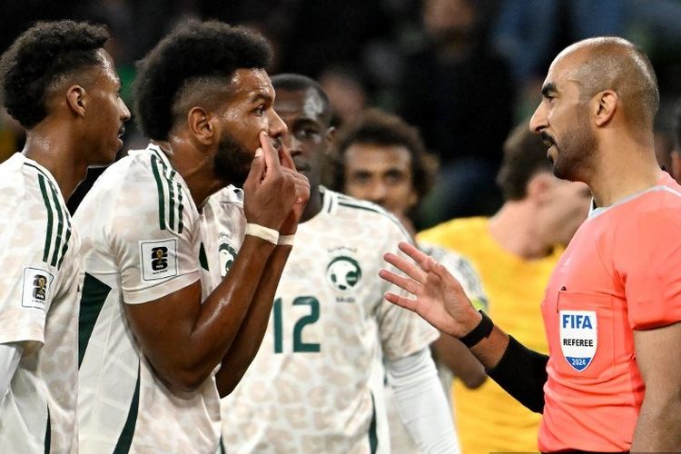 Arab Saudi vs Indonesia, kualifikasi piala dunia 2026, Timnas Indonesia, Arab Saudi, Arab Saudi vs Timnas Indonesia, Putaran Keempat Kualifikasii Piala Dunia 2026 Zona Asia, Fans Tuan Rumah Kecam Wasit Arab Saudi Vs Indonesia, Ini Alasannya