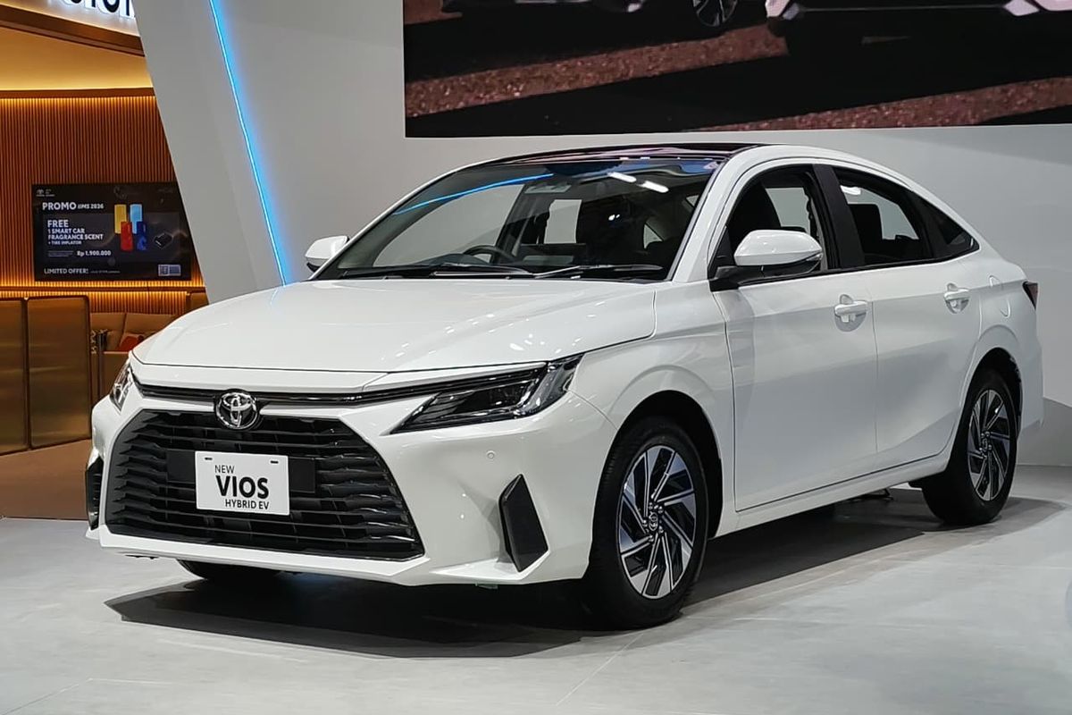 Toyota Vios HEV, sedan hybrid, efisiensi bahan bakar, Intip Spesifikasi Toyota Vios Hybrid EV: Rp 460 Juta