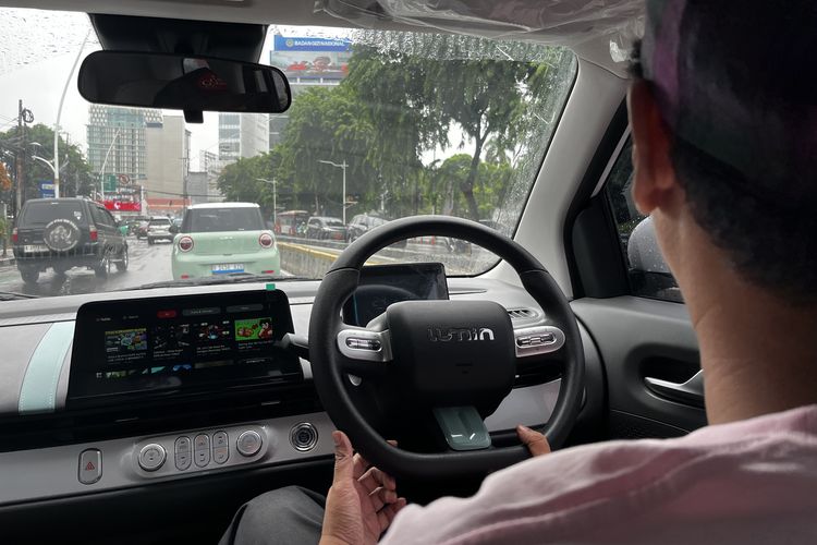 kota besar, Changan Lumin, mobil listrik, Pengalaman Berkendara Changan Lumin Membelah Macet Jakarta
