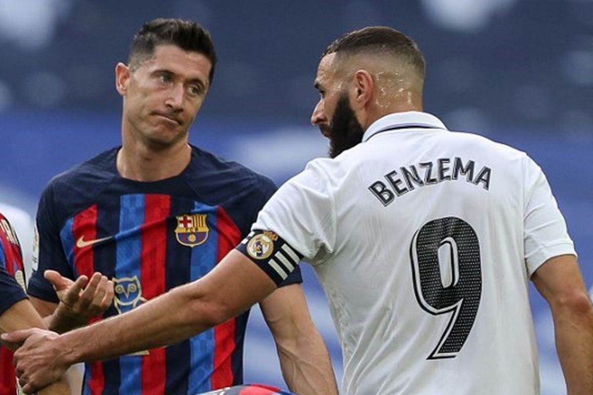 Liga Spanyol, LaLiga, Robert Lewandowski, Barcelona, Pichichi, Real Madrid, Lionel Messi, Pamit dari Barcelona, Ini 5 Momen Ikonik Robert Lewandowski Jelang Perpisahan, 1. Sepatu Emas Pichichi Tanpa Penalti, 2. Dominasi Total di Piala Super Spanyol 2023, 3. Melampaui Rekor Gol Eropa Lionel Messi, 4. Selebrasi 'Dingin' yang Membungkam Bernabeu, 5. Penutup Manis dengan Gelar Domestik