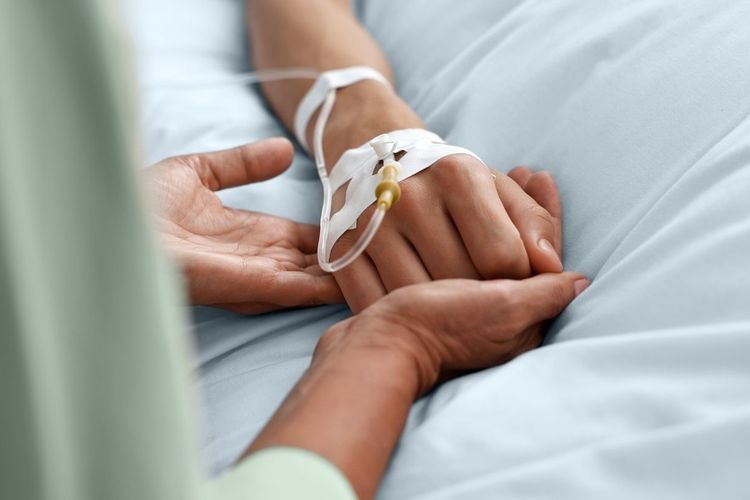dokter, deteksi kanker, pasien kanker, diagnosis kanker, pemeriksaan kanker, PET CT Scan Biograph Vision Quadra Whole Body, scan kanker, pet ct scan, dokter spesialis kedokteran nuklir, dr junan imaniar, Pertama di Asia, PET/CT Scan Biograph Vision Quadra Bantu Deteksi Kanker Lebih Akurat, Apa itu PET/CT Scan Biograph Vision Quadra Whole Body?, Bagaimana cara kerjanya?, Siapa yang sebaiknya melakukan PET/CT scan?, Perjalanan panjang menghadirkan Quadra di Indonesia, Keamanan dan kenyamanan bagi pasien