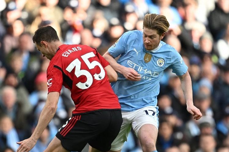 Darren Fletcher, Jonny Evans, Man United, Liga Inggris, Manchester United, Burnley, Jonny Evans Asisten Pelatih Man United, Paham Ruang Ganti Setan Merah