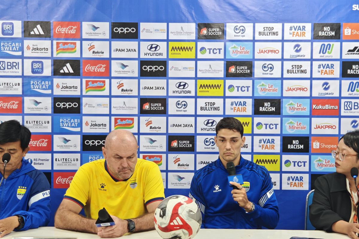 Super League, Persib, Bojan Hodak, Federico Barba, Luciano Guaycochea, Persib Bandung, PSM vs Persib: Bojan Hodak Optimistis meski Tanpa Dua Pemain Inti