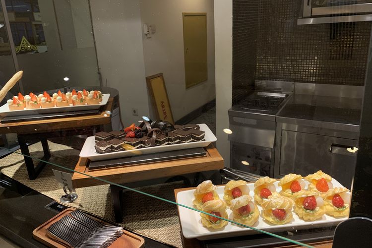 kenapa dilarang pakai sandal hotel saat sarapan, sandal hotel boleh dibawa keluar, Apakah diperbolehkan membawa sandal dari hotel, apakah sarapan di hotel bisa ambil sepuasnya, alasan dilarang pakai sandal hotel di restoran, Ini Alasan Dilarang Pakai Sandal Hotel Saat Sarapan Menurut Chef