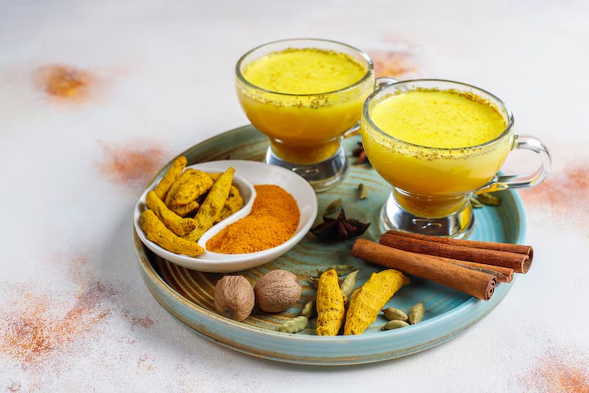 kapan waktu meminum jamu, minum jamu bagusnya jam berapa, berapa kali sehari boleh minum jamu, aturan minum jamu kunyit jahe sereh, aturan minum jamu kunyit asam, Mau Minum Jamu, Adakah Waktu yang Tepat?