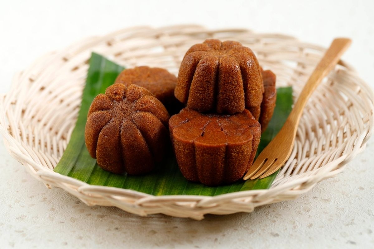 resep bolu karamel kukus, resep bolu karamel kukus simple, cara membuat bolu tanpa oven, bolu kelapa kering, Resep Bolu Karamel Tanpa Oven dan Mixer, Mengembang Maksimal