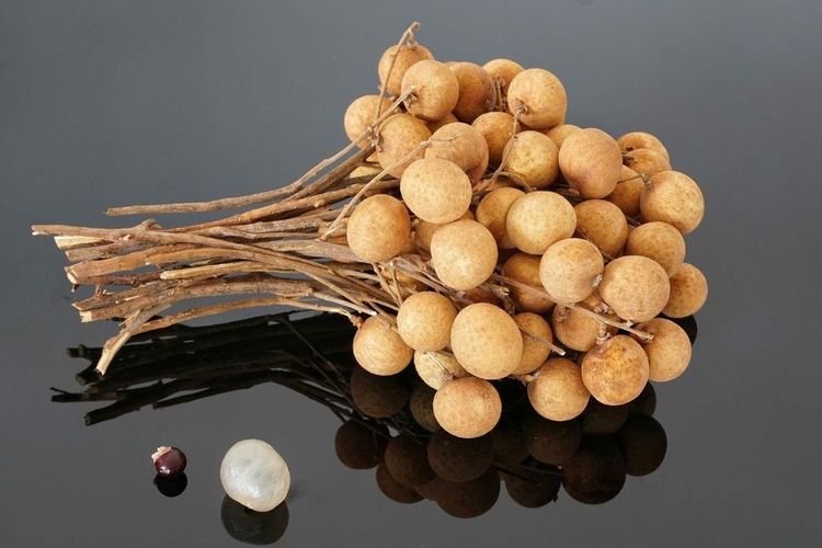 Ayu Ting Ting, ayu ting ting sakit, makanan untuk pulihkan stamina, makanan memulihkan stamina, makanan setelah sakit, 6 Makanan yang Bantu Pulihkan Stamina Setelah Sakit, Salah Satunya Ubi Jalar, 1. Telur, 2. Sayuran hijau, 3. Kelengkeng, 4. Buah beri, 5. Salmon, 6. Ubi jalar